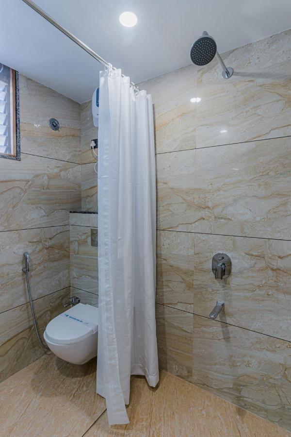 Hotel The Grand Heaven Gandhinagar Ngoại thất bức ảnh