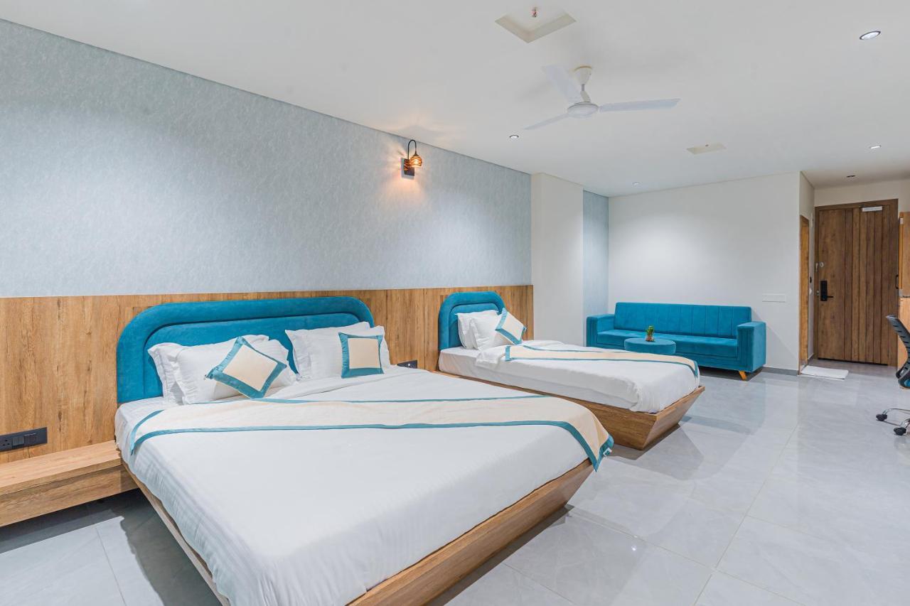 Hotel The Grand Heaven Gandhinagar Ngoại thất bức ảnh